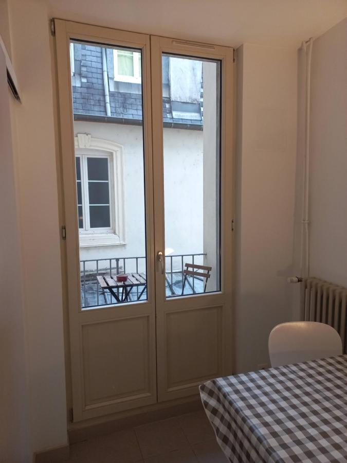 Le Carnot, A Deux Pas Du Centre Ville بُيزانكون المظهر الخارجي الصورة